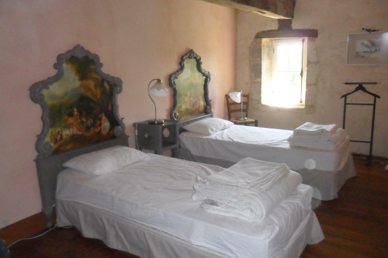 Maison De Bastien Lugon et l'Ile du Carney Ngoại thất bức ảnh